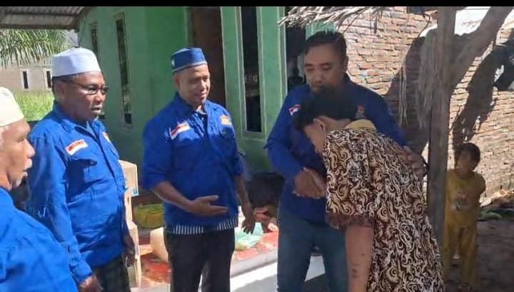 Ketua HNSI Batubara Nanda Athasi, S.St, P.i, M.M Berikan Santunan Kepada Keluarga Korban Nelayan Meninggal